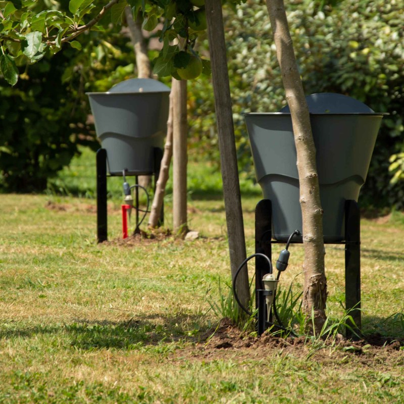 découvrez nos kits d'arrosage goutte à goutte, idéaux pour un jardinage efficace et économique. optimisez l'arrosage de vos plantes avec cette solution ciblée qui permet d'économiser l'eau tout en assurant une hydratation optimale. parfaits pour les potagers, balcons et espaces extérieurs, nos kits sont faciles à installer et personnalisables selon vos besoins.