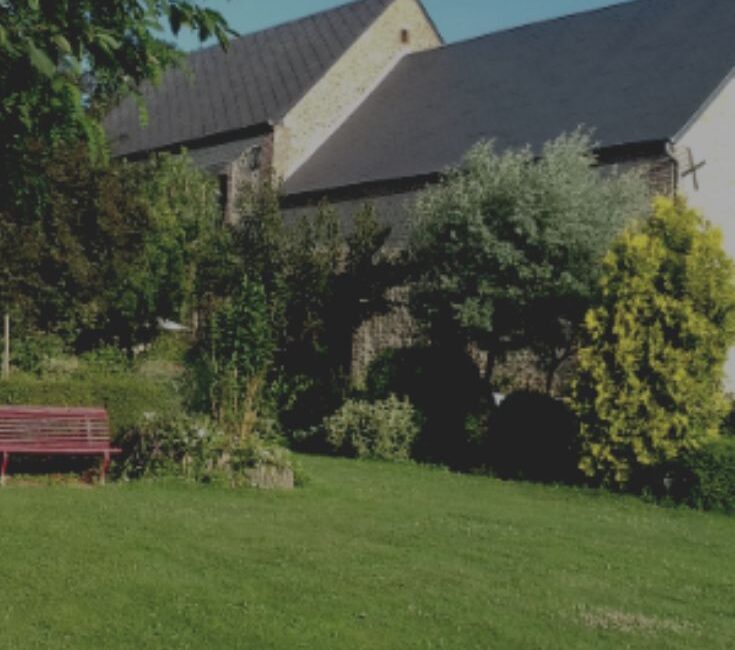 découvrez nos meilleures astuces de jardinage pour l'été : conseils pratiques, entretien facile, arrosage optimal et idées pour un jardin éclatant malgré la chaleur.