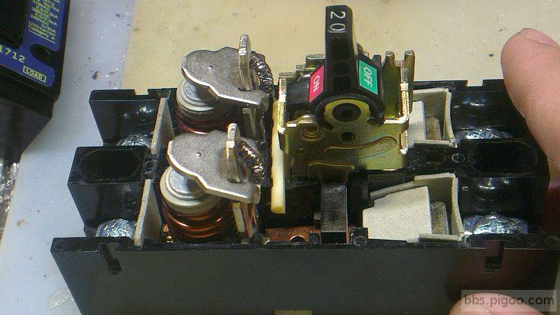 découvrez notre connecteur d'arrosage pratique à seulement 9,60€. facile à installer, il assure une connexion fiable pour vos systèmes d’arrosage de jardin. idéal pour un arrosage efficace et sans fuite.