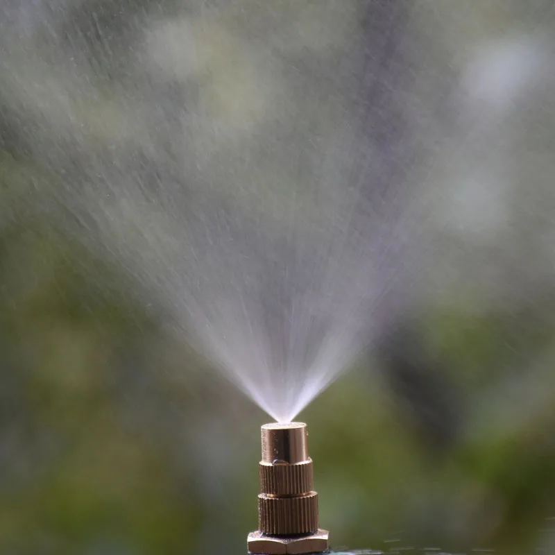découvrez notre buse d'arrosage à brouillard fin en aluminium 1000 mesh, idéale pour une pulvérisation précise et efficace dans vos jardins et serres.